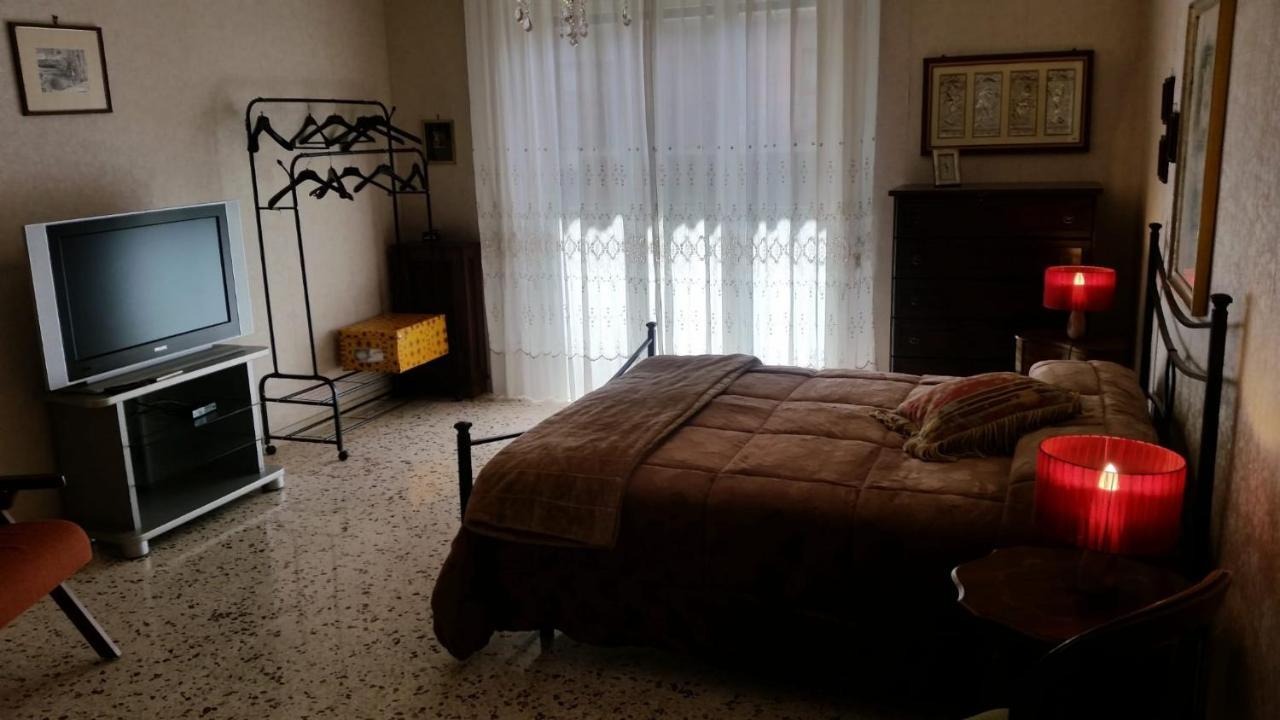 ホテル Tora House カターニア エクステリア 写真