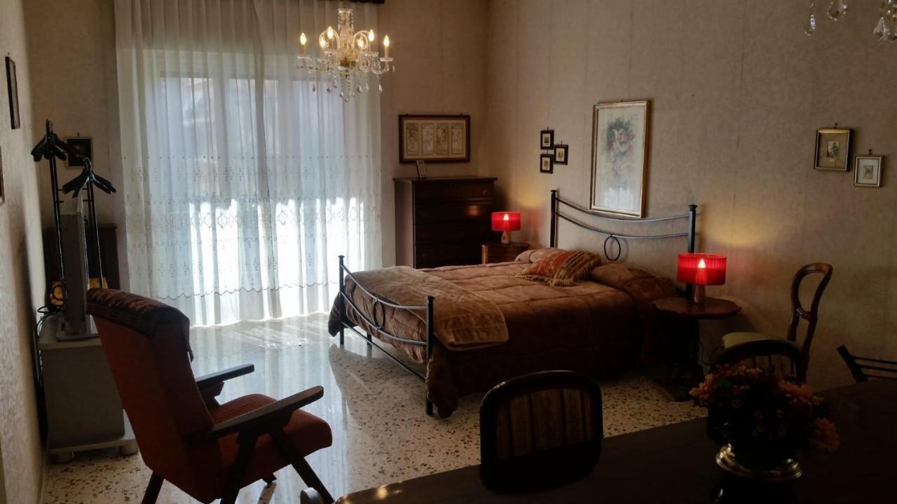 ホテル Tora House カターニア エクステリア 写真