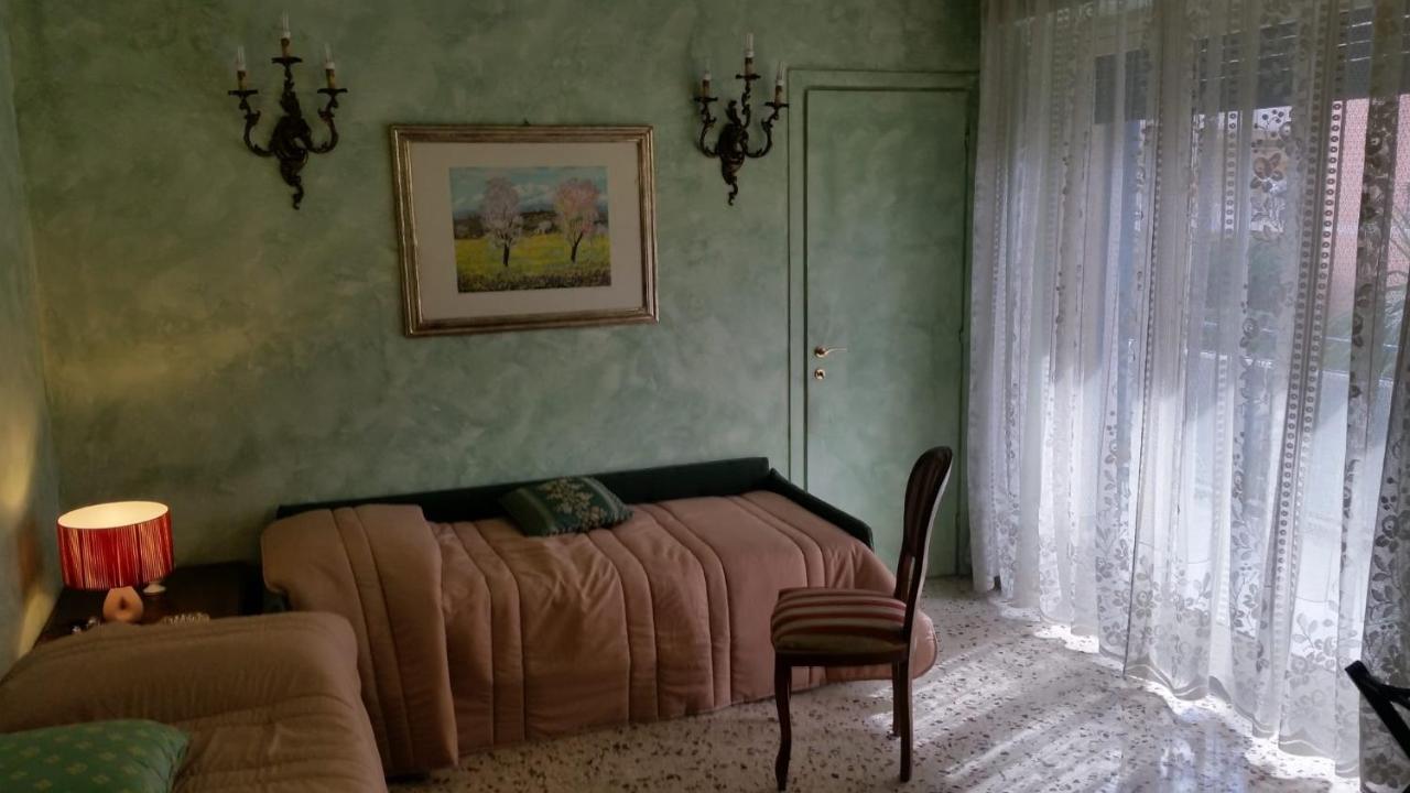 ホテル Tora House カターニア エクステリア 写真